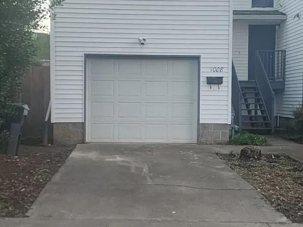 1008 SE Sherrett St, Portland, OR 97202