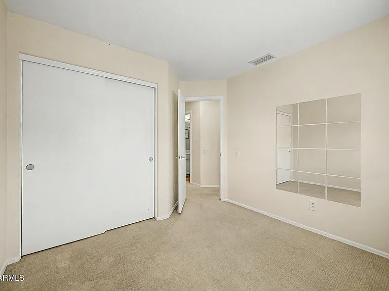 2155 W Olla Ave — Photo 26