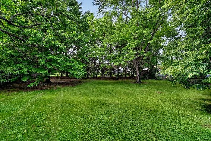 8134 Old Prairie Ct — Photo 25