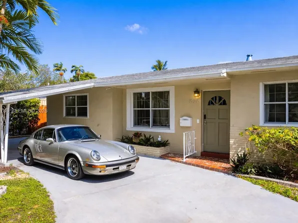565 NE 160th Ter, Miami, FL 33162