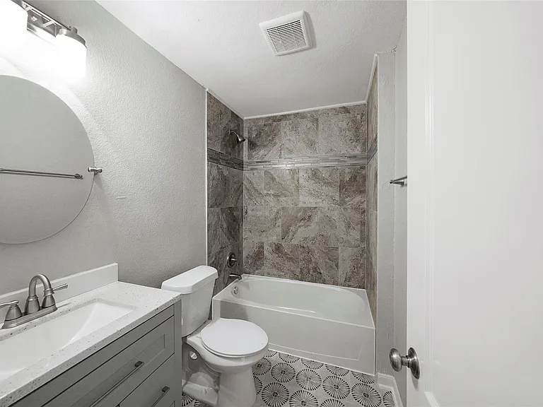 2526 Appian Way #2 — Photo 14
