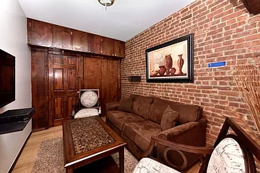 Rented by Eisenberg Exclusives