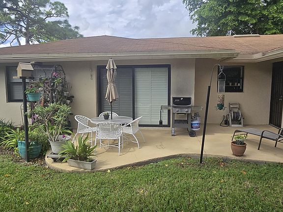5th image of 729 NW 23RD Lane