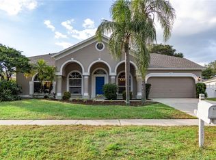 4525 Gentrice Dr, Valrico, FL 33596