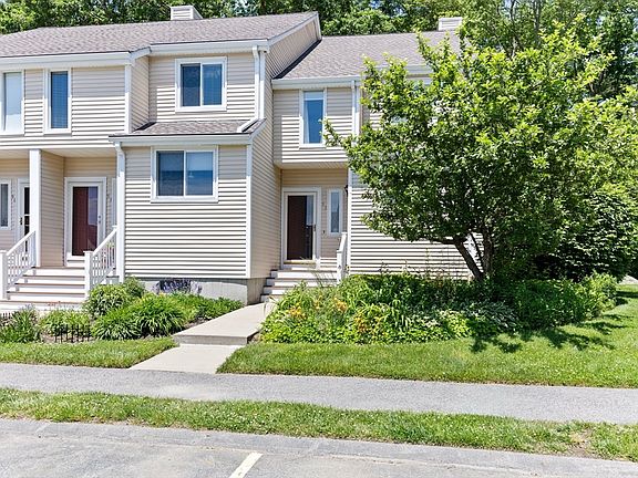 5th image of 52 Gaslight Ln