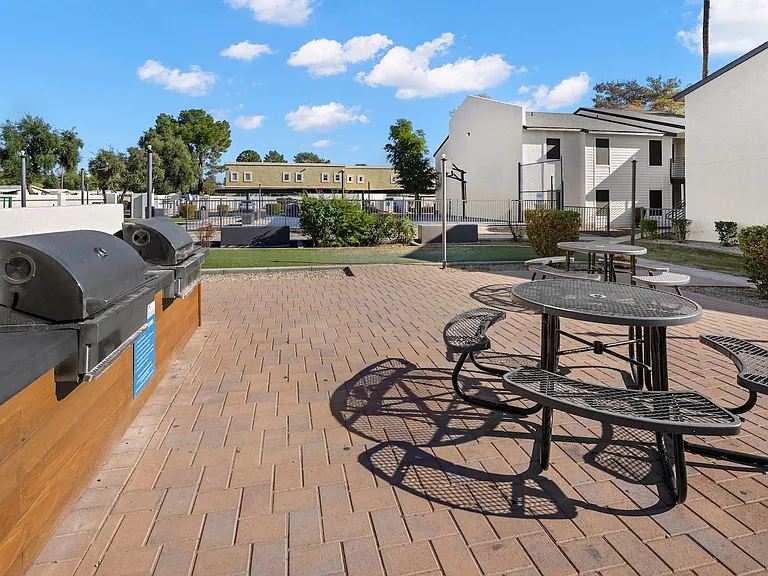 Jade Ridge Apartments — Photo 29