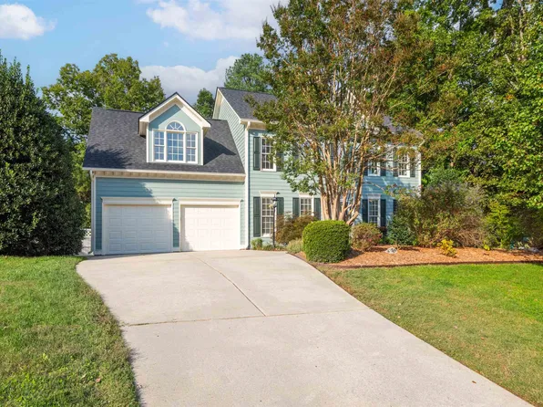 507 Oak Island Dr, Cary, NC 27513