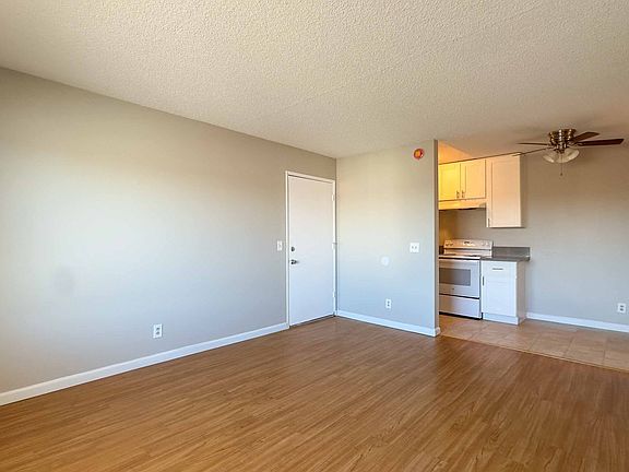 5th image of 1121 E 6th St #7