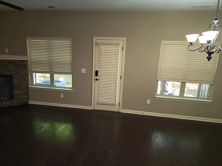 163 Sunset Ln — Photo 6
