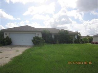 1411 NE 2nd Ave, Cape Coral, FL 33909