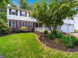 105 Yorktown Dr, Mount Laurel, NJ 08054