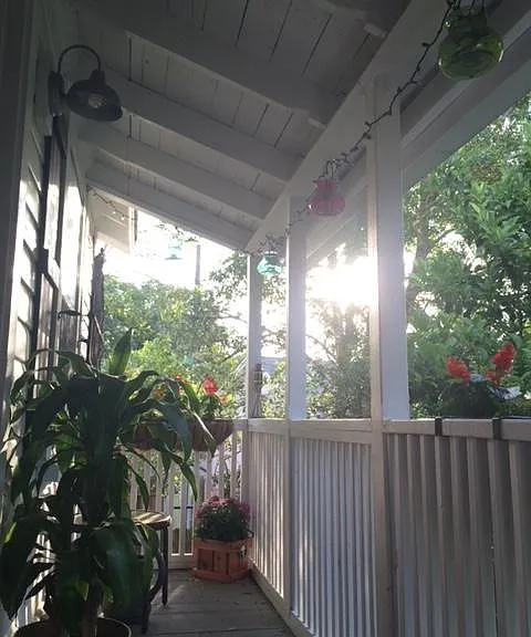 1809 Naldo Ave — Photo 2