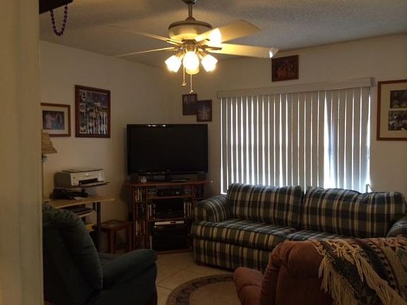 3rd image of 2434 SE West Blackwell Drive