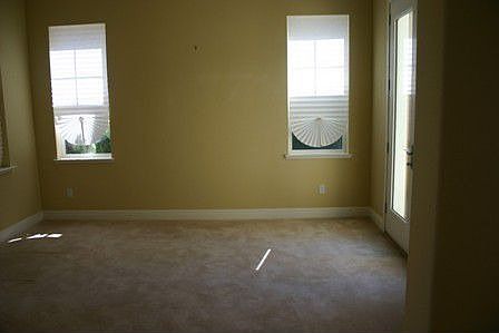 4th image of 519 Squash Creek Ln