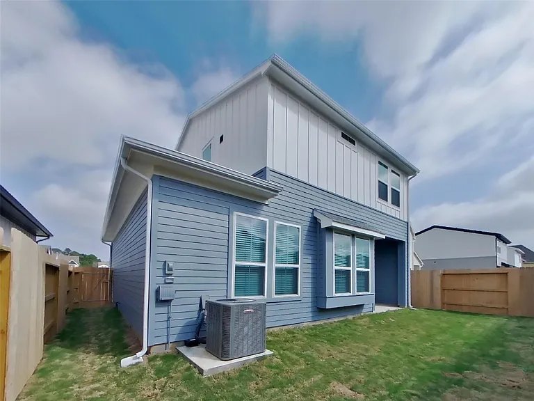 22709 Terrazzo Dr — Photo 16