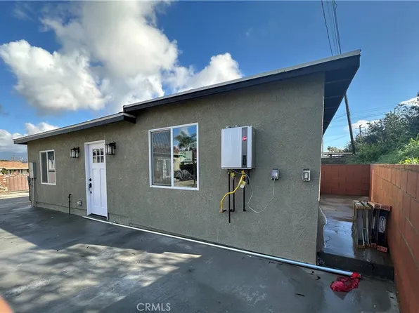 1564 W Phillips Blvd, Pomona, CA 91766