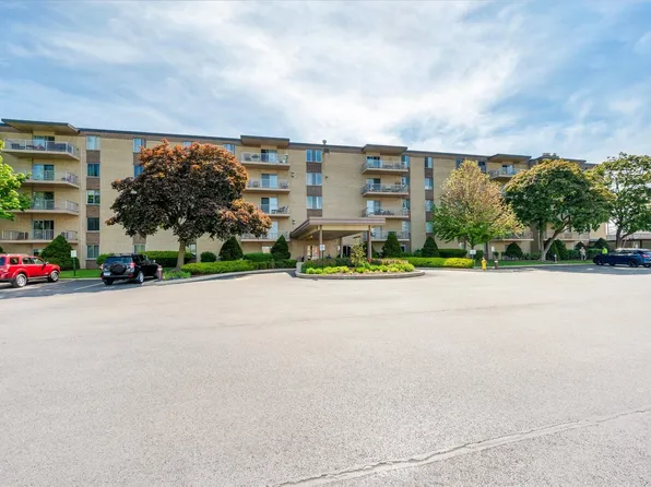 110 W Butterfield Rd APT 314S, Elmhurst, IL 60126