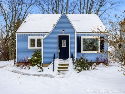 803 S Griffin St, Grand Haven, MI, 49417