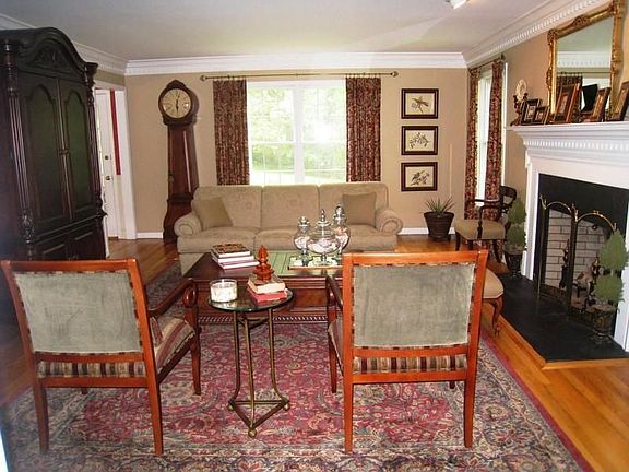 321 Sturges Ridge Rd