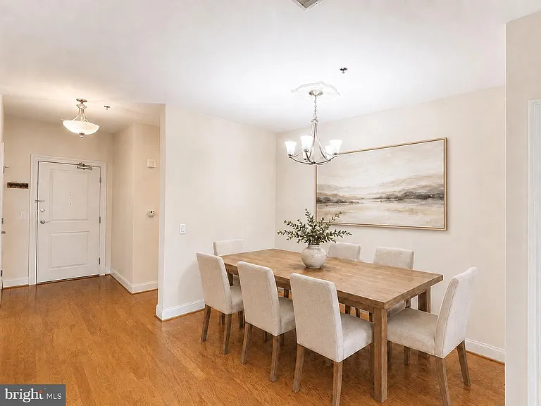 38 Maryland Ave #335 — Photo 5