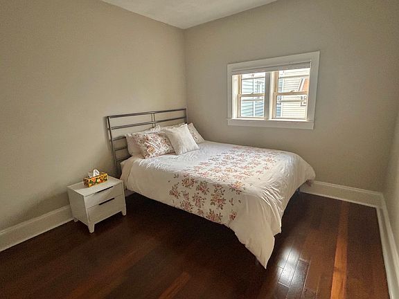 3rd image of 2234 S Darien St
