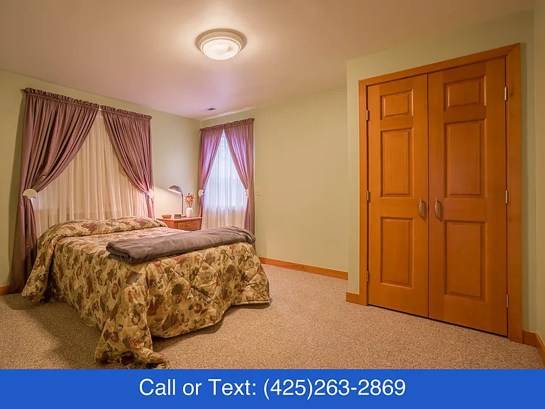 12044C Roosevelt Way NE — Photo 13