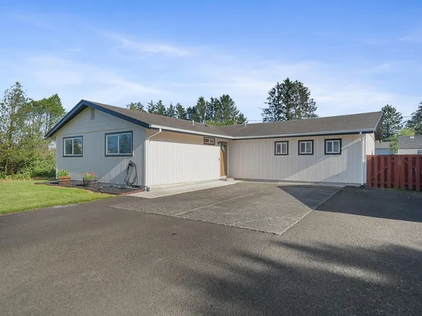 4209 Filbert St, Tillamook, OR 97141