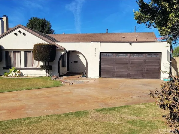 8599 Volga River Cir, Fountain Valley, CA 92708