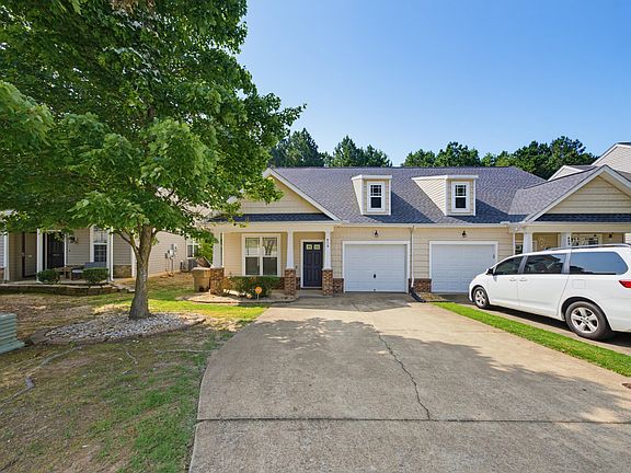3rd image of 413 Woodson Dr