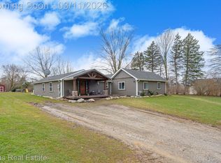10025 Grand Blanc Rd, Gaines, MI 48436