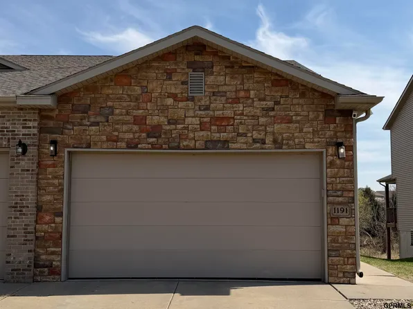 1191 Turtle Creek Rd, Lincoln, NE 68521