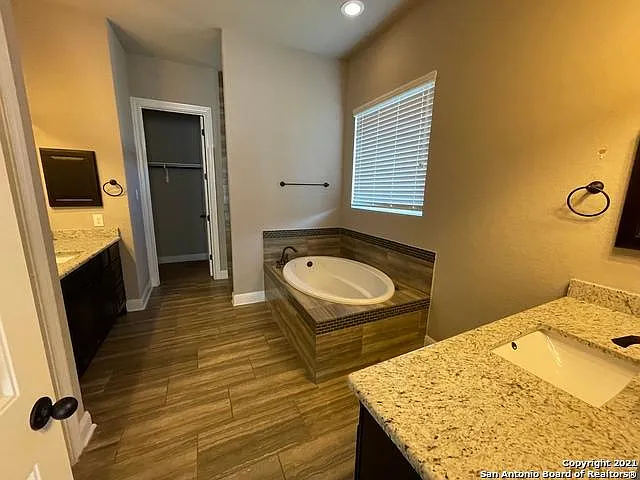 26946 Millstone Cv — Photo 18