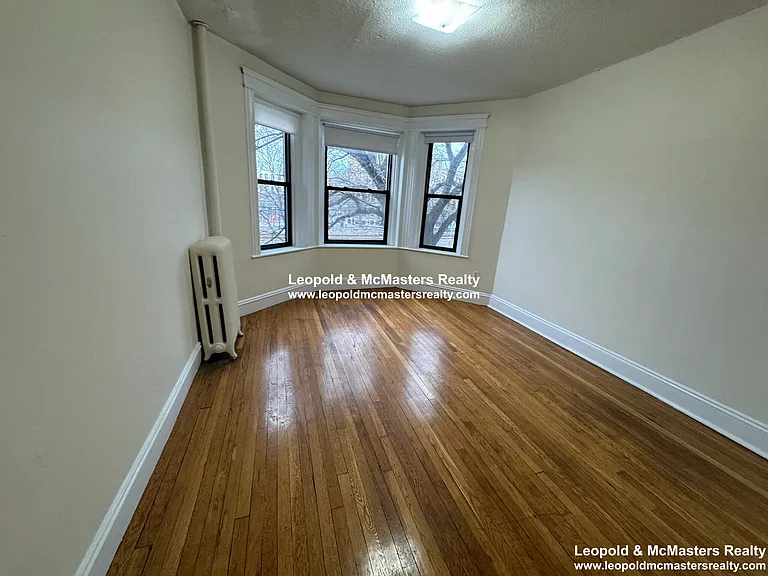 1124 Commonwealth Ave — Photo 93