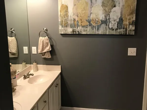 584 Reach Dr, Birmingham, AL 35242