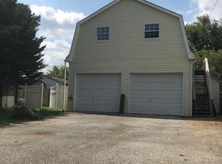 622 Clark Ave, Deale, MD 20751