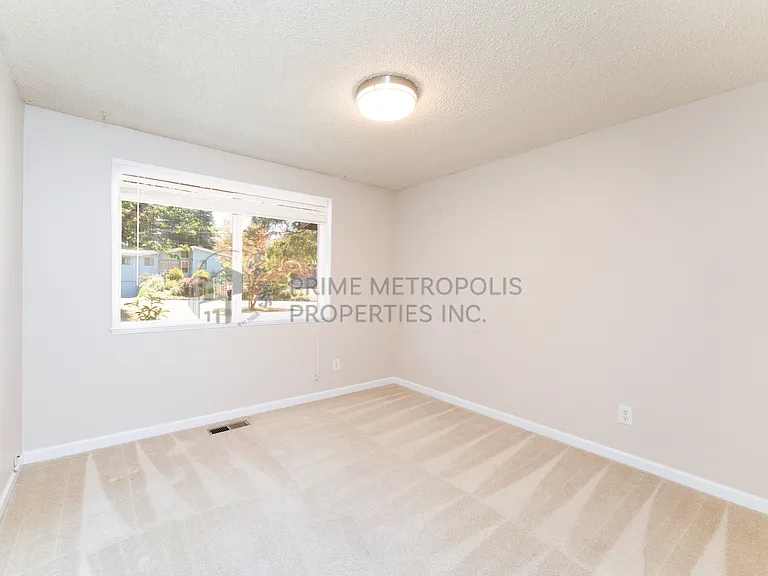 16428 SE 16th St — Photo 11