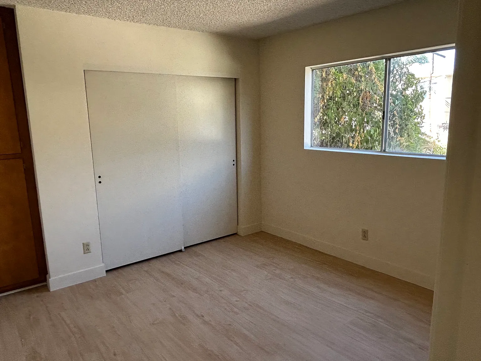 1 bed, 600 sqft, $2,400 — Photo 4
