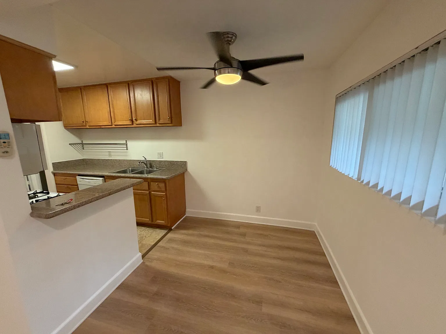 1 bed, 800 sqft, $2,595 — Photo 4