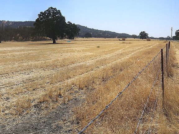 4th image of Vineyard Canyon Road