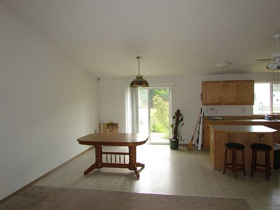 5th image of 346 7th Ave N