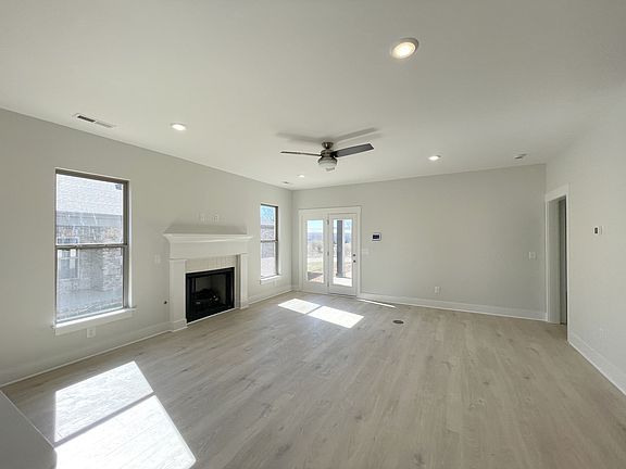 5th image of 2045 Horseshoe Cir Lot 209