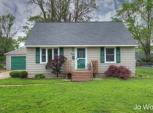 903 Royal Oak St SW, Wyoming, MI 49509