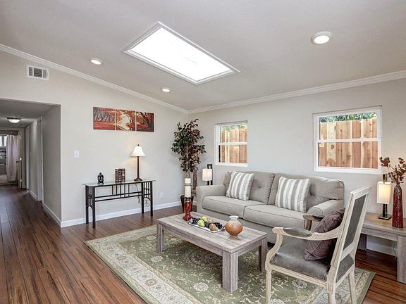 4th image of 1257 Manzano Way