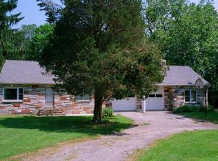 135 Henry Sanford Rd, Bridgewater, CT 06752