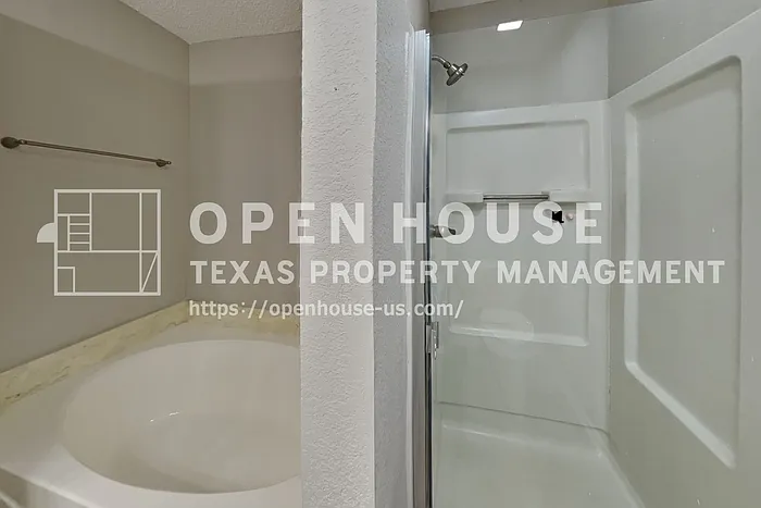 649 Blueberry Hill Ln — Photo 11