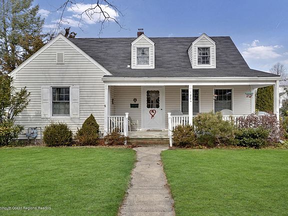 4th image of 1004 Sea Girt Ave