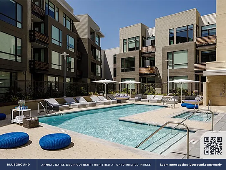 Building's Swimming pool