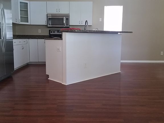 2nd image of 245 SE 2nd St