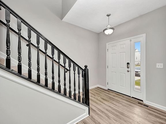 3rd image of 3114 Elliott Manor Dr