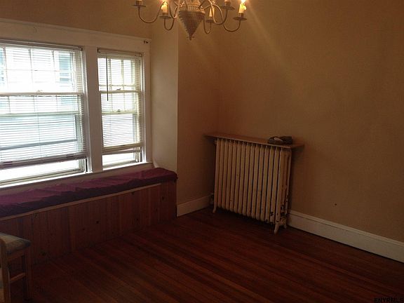 5th image of 60 Winthrop Ave
